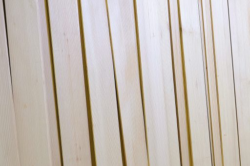 もみの木の床材の画像